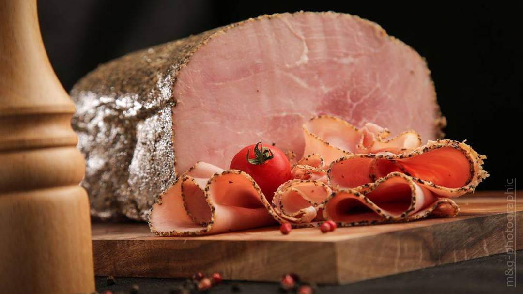 Photo culinaire alimentaire photographe annecy geneve jambon coupe tranche mise situation