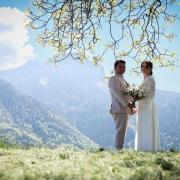 Photographe annecy haute savoie aviernoz couple seance pature parmelan photo mariage heureux wedding