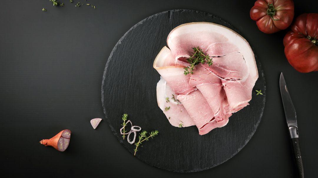 Photographe culinaire alimentaire stylisme situation charcuterie apero annecy haute savoie jambon simple nature 1 1